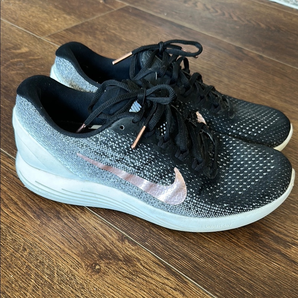 Nike Men’s/Women's Black White and Rose Gold Running Shoes